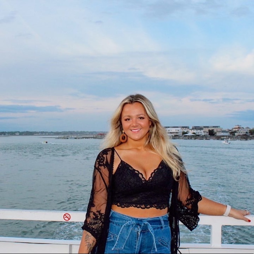 Meet your Posher, Juliana